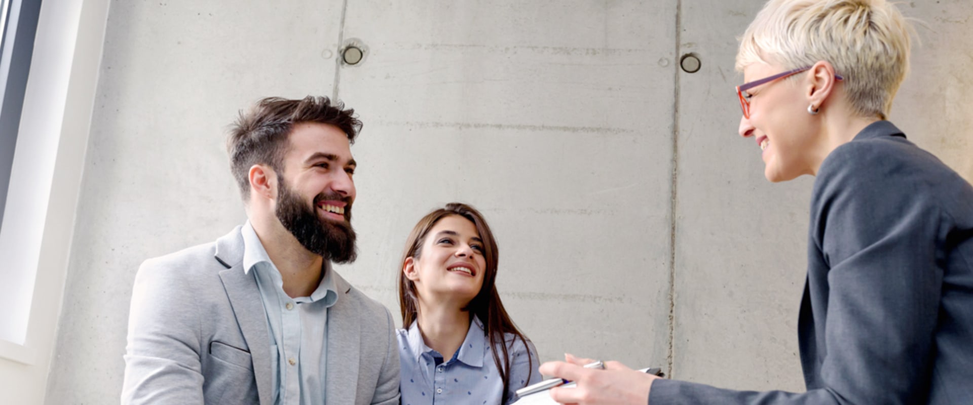 Negotiating the Price and Terms: A Guide to Closing the Deal
