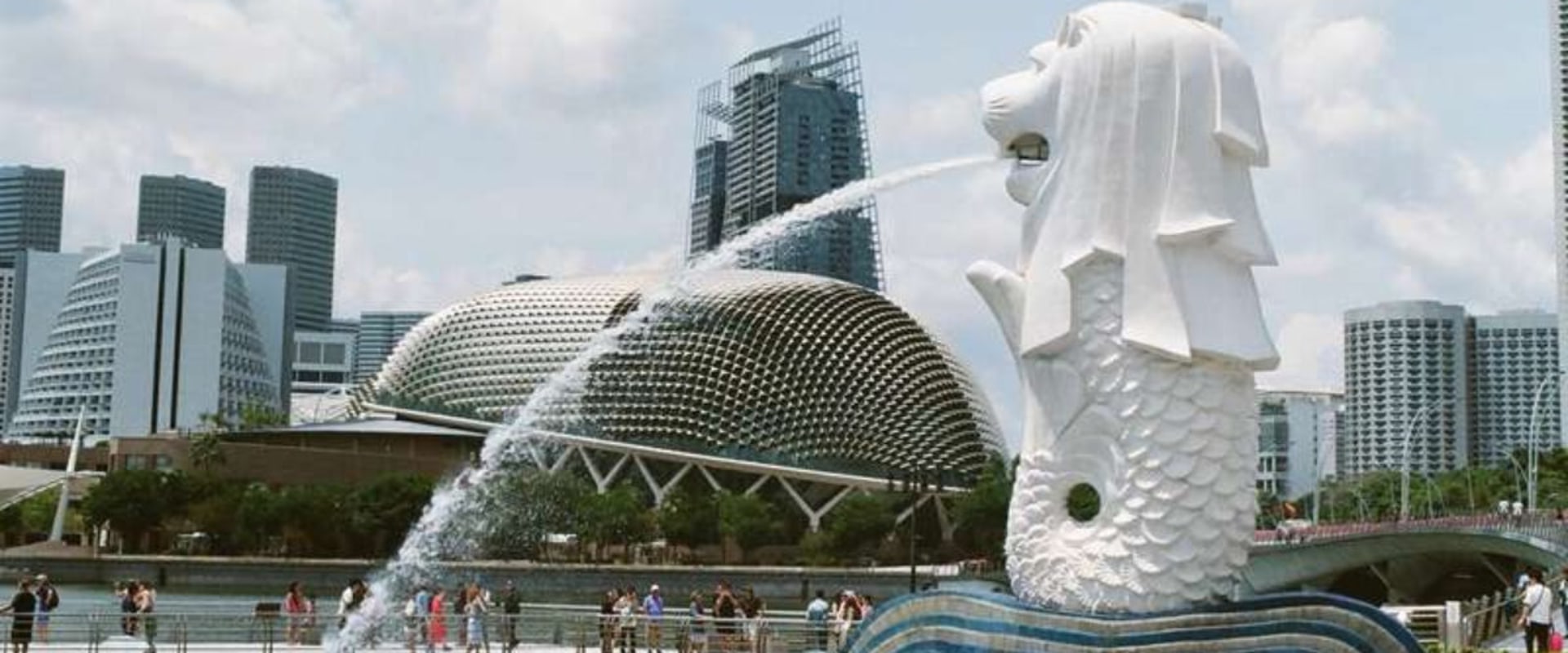 Moving Overseas from Singapore: A Comprehensive Guide