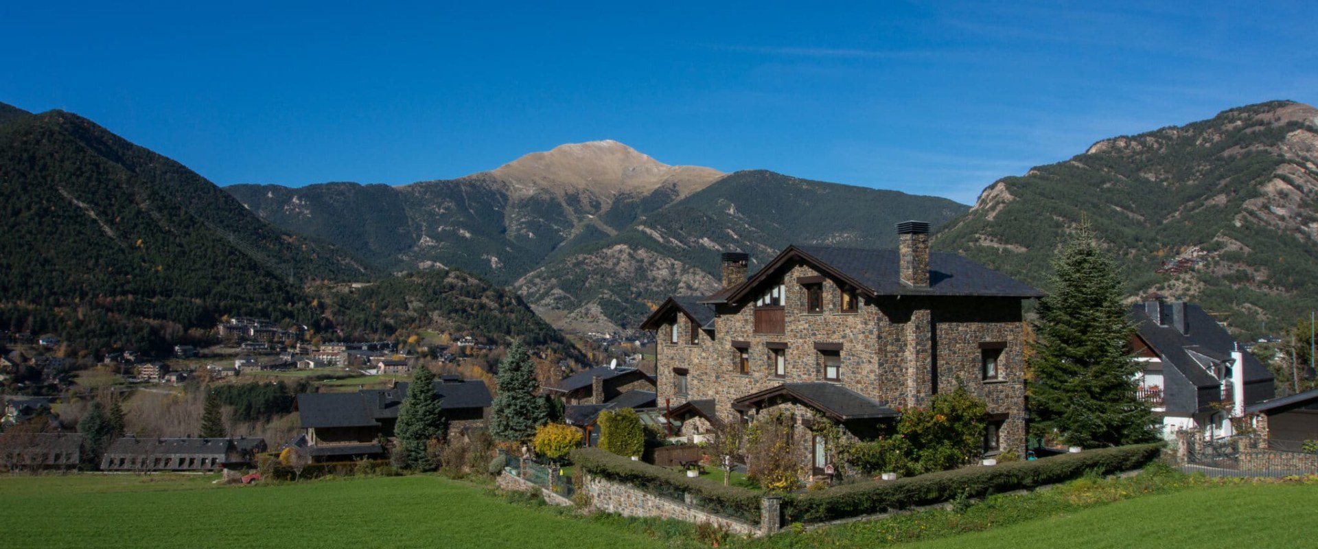 How to Effectively Analyze the Real Estate Market and Set Pricing Guidance for Your Andorran Property