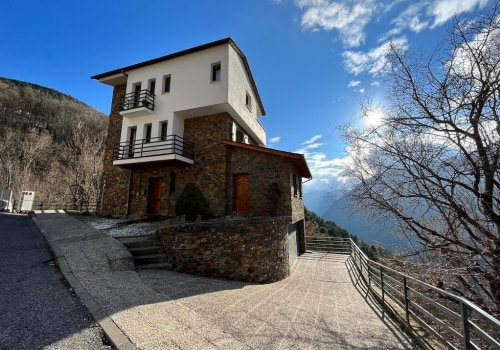 Rural Retreats and Mountain Getaways: The Perfect Andorra Vacation Homes
