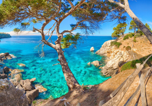 Discover the Hidden Gems of Beach Towns and Coastal Areas